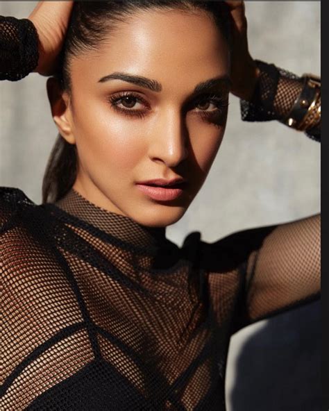 kiara advani sexy photos|660+ Kiara Advani Photos .